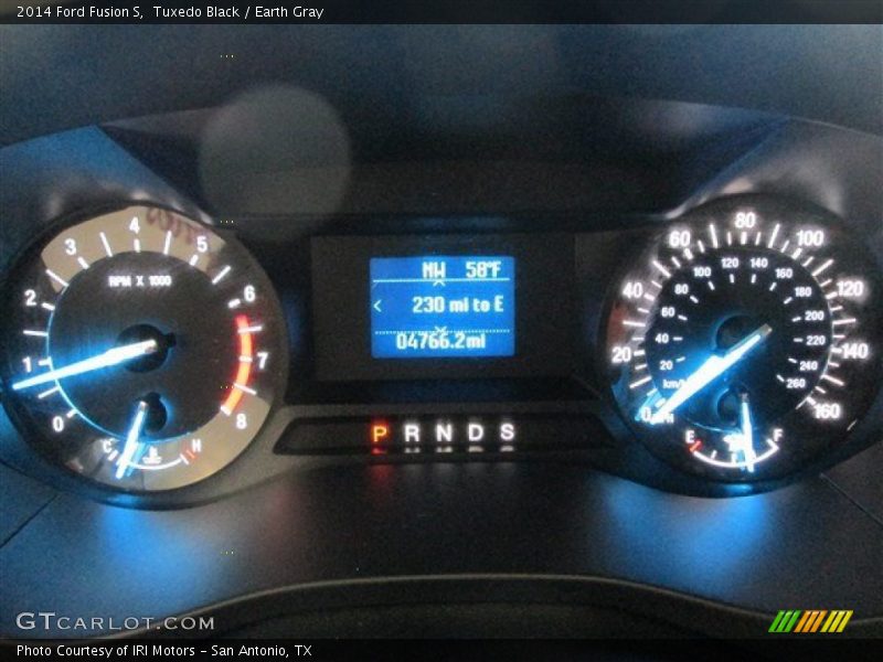 Tuxedo Black / Earth Gray 2014 Ford Fusion S