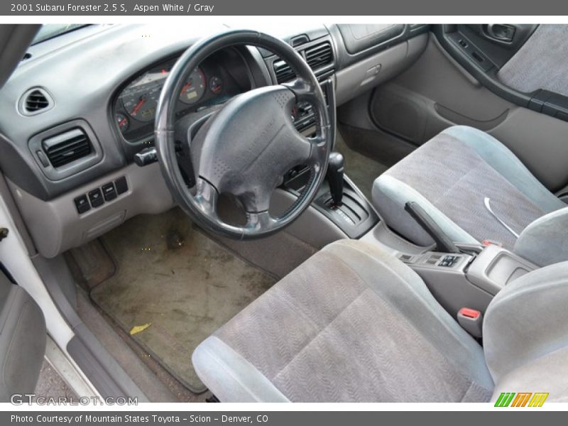 Aspen White / Gray 2001 Subaru Forester 2.5 S