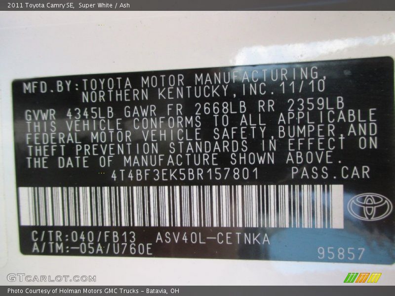 Super White / Ash 2011 Toyota Camry SE
