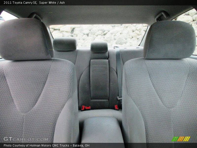 Super White / Ash 2011 Toyota Camry SE