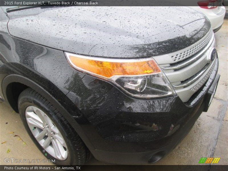 Tuxedo Black / Charcoal Black 2015 Ford Explorer XLT