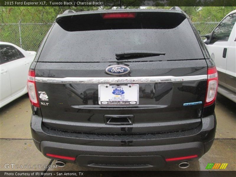 Tuxedo Black / Charcoal Black 2015 Ford Explorer XLT