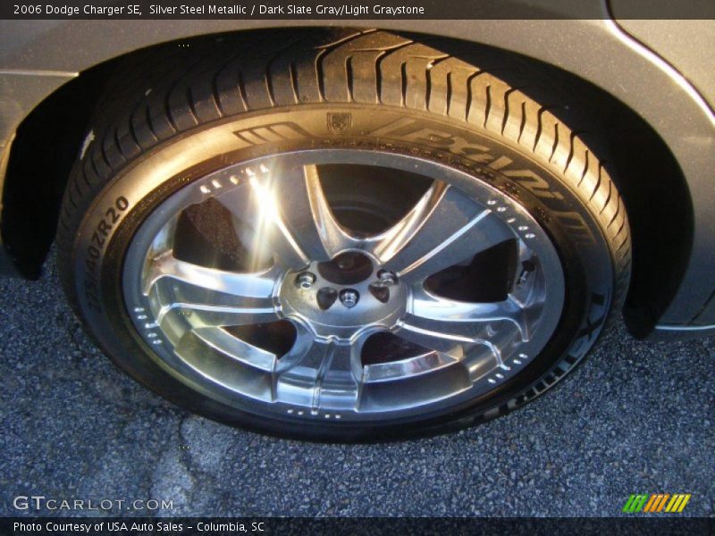 Silver Steel Metallic / Dark Slate Gray/Light Graystone 2006 Dodge Charger SE