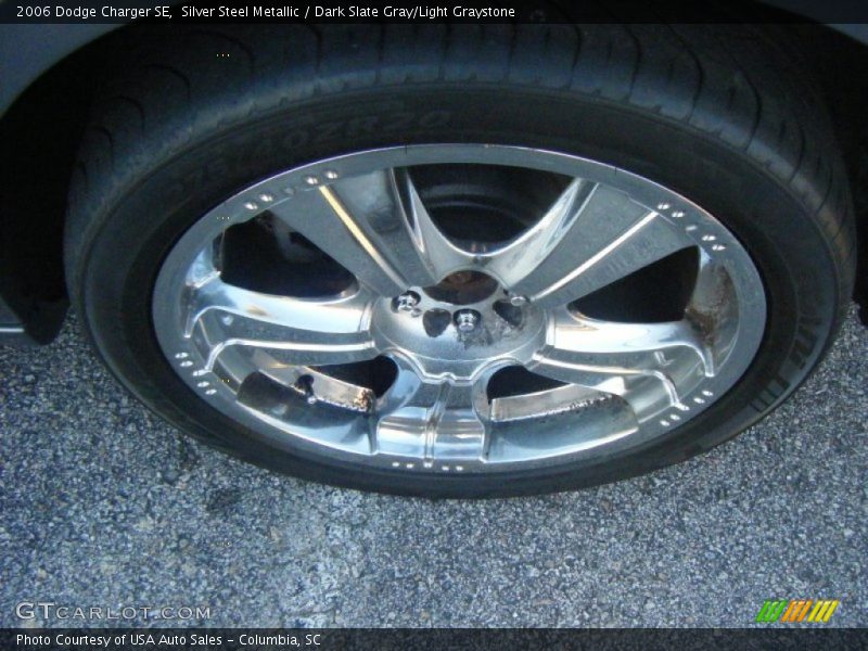 Silver Steel Metallic / Dark Slate Gray/Light Graystone 2006 Dodge Charger SE