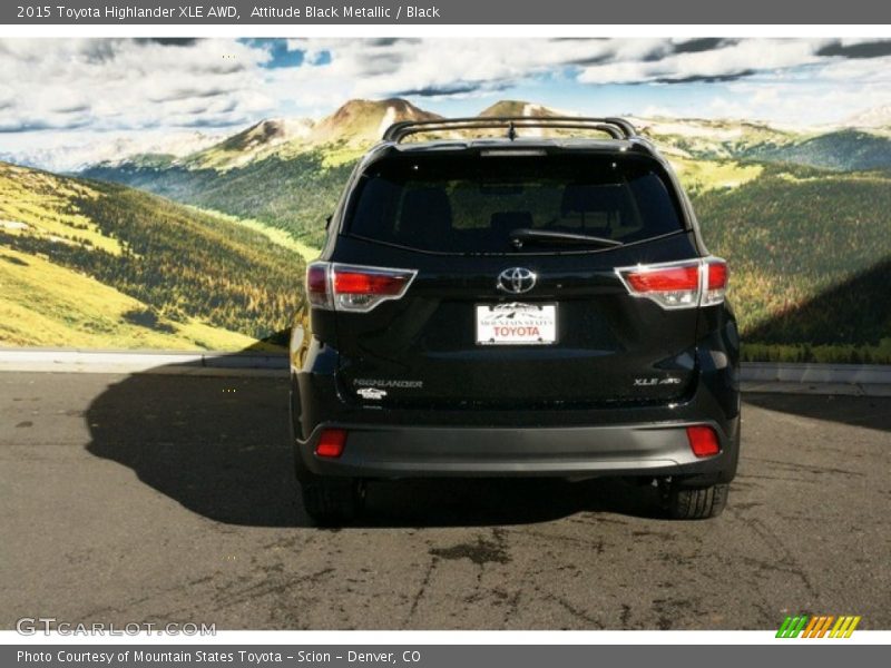 Attitude Black Metallic / Black 2015 Toyota Highlander XLE AWD