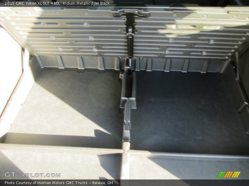 Iridium Metallic / Jet Black 2015 GMC Yukon XL SLT 4WD