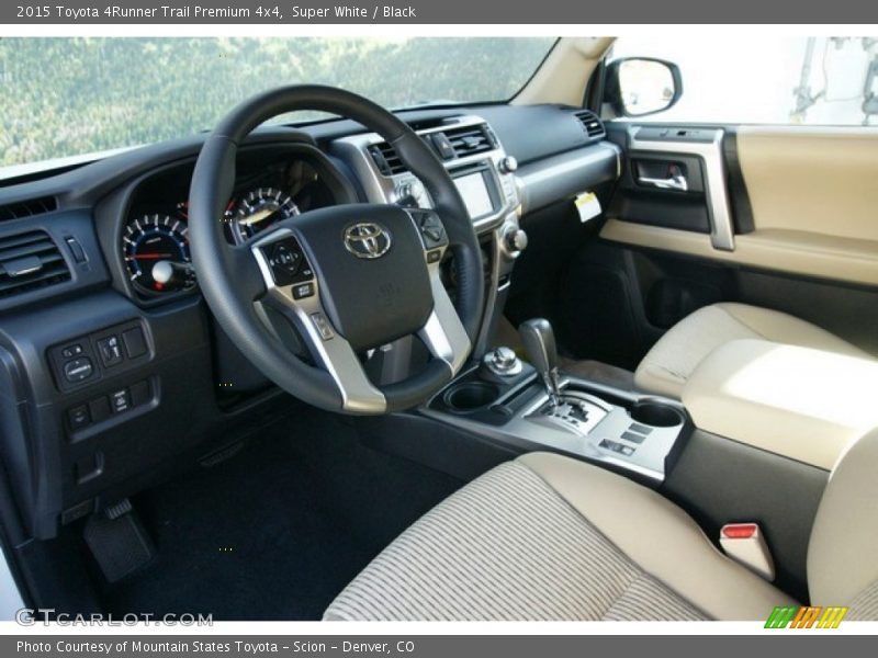 Super White / Black 2015 Toyota 4Runner Trail Premium 4x4