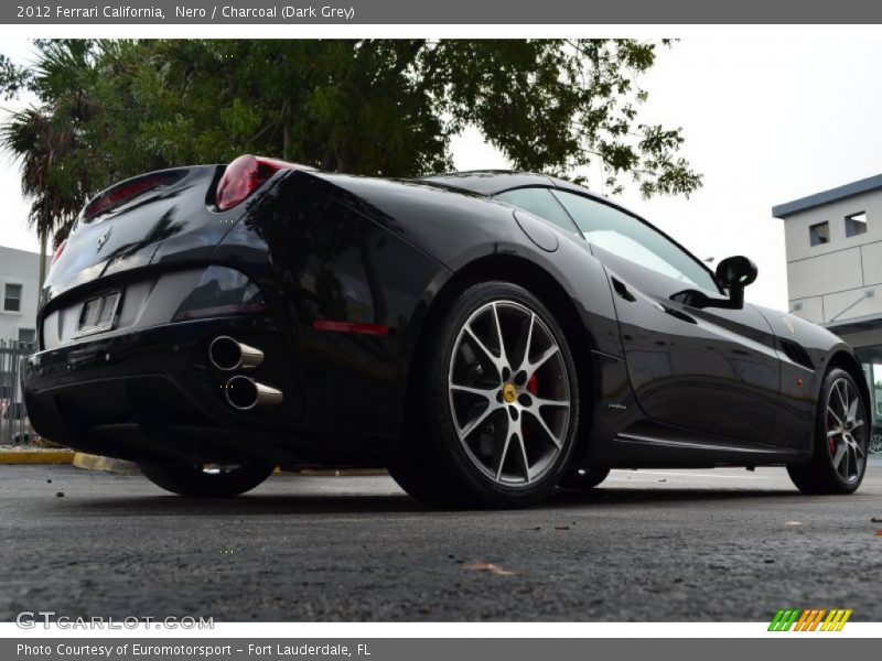 Nero / Charcoal (Dark Grey) 2012 Ferrari California