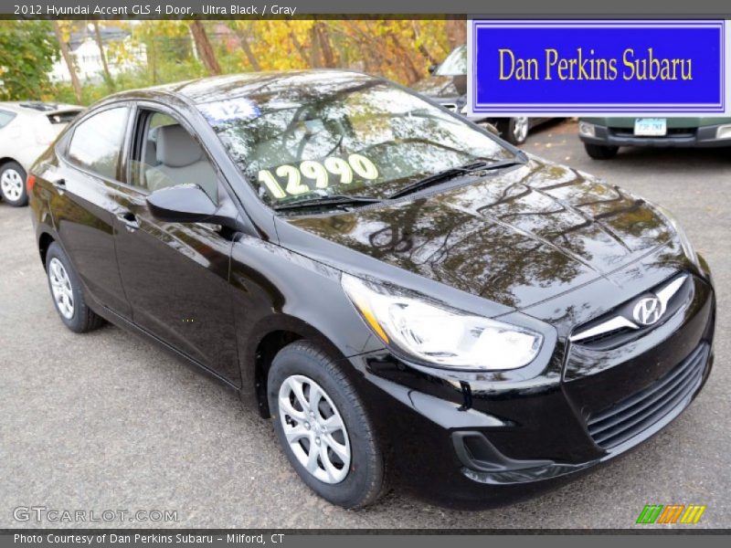 Ultra Black / Gray 2012 Hyundai Accent GLS 4 Door