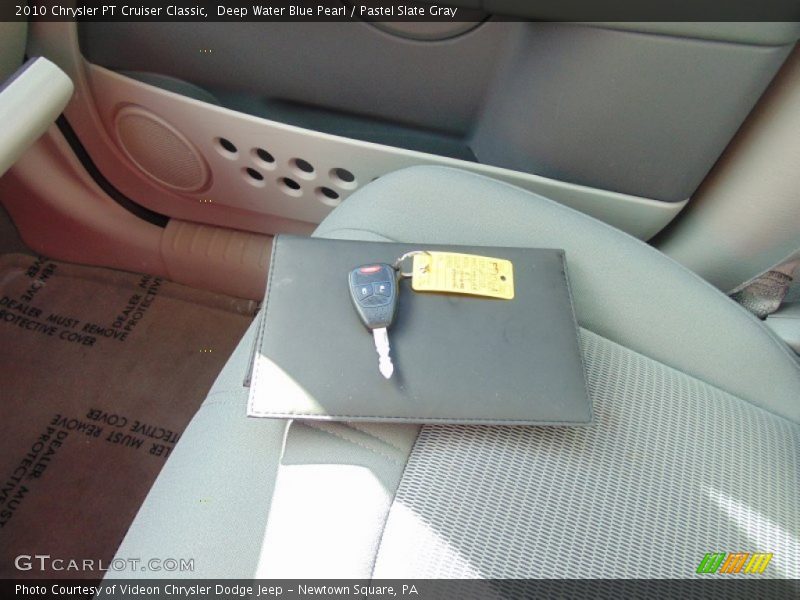 Deep Water Blue Pearl / Pastel Slate Gray 2010 Chrysler PT Cruiser Classic