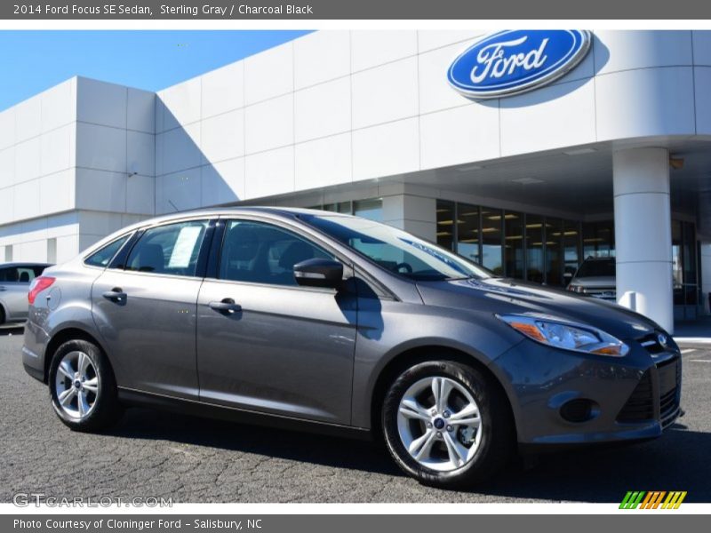 Sterling Gray / Charcoal Black 2014 Ford Focus SE Sedan