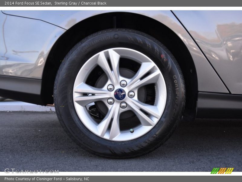 Sterling Gray / Charcoal Black 2014 Ford Focus SE Sedan