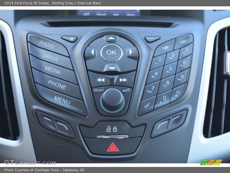 Sterling Gray / Charcoal Black 2014 Ford Focus SE Sedan