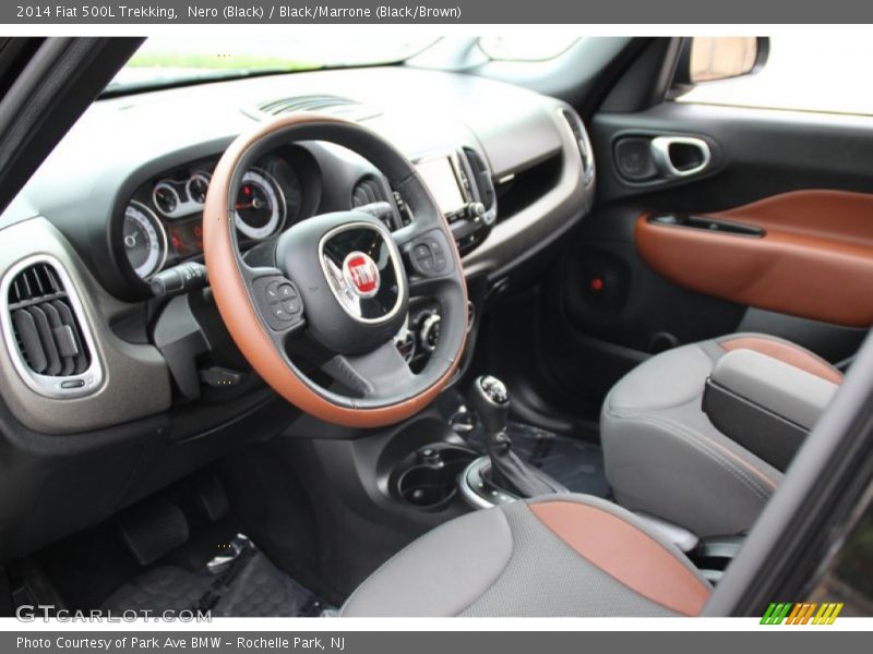 Nero (Black) / Black/Marrone (Black/Brown) 2014 Fiat 500L Trekking