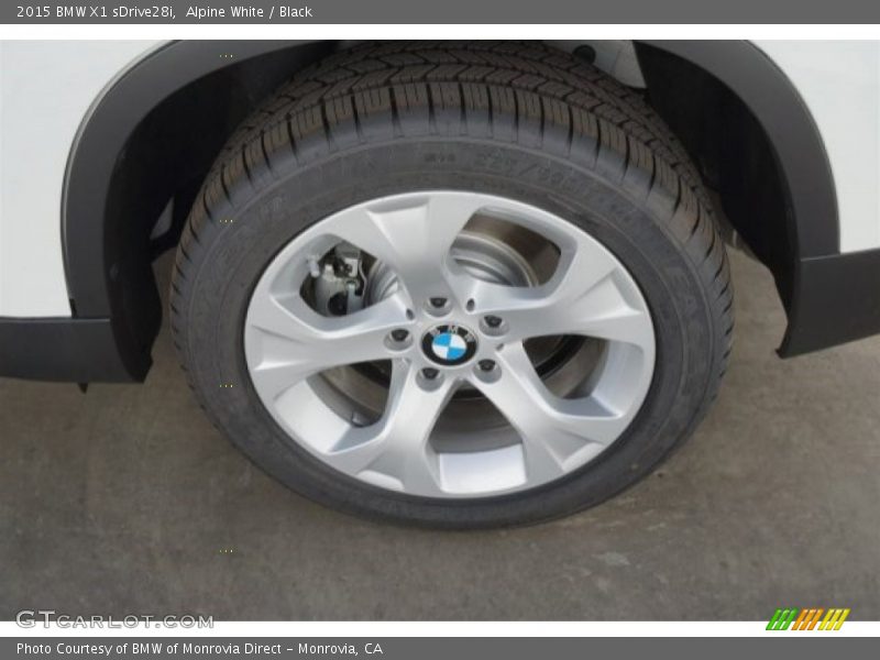 Alpine White / Black 2015 BMW X1 sDrive28i