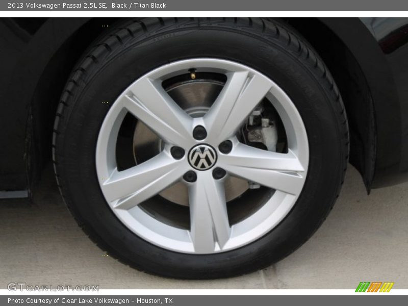 Black / Titan Black 2013 Volkswagen Passat 2.5L SE