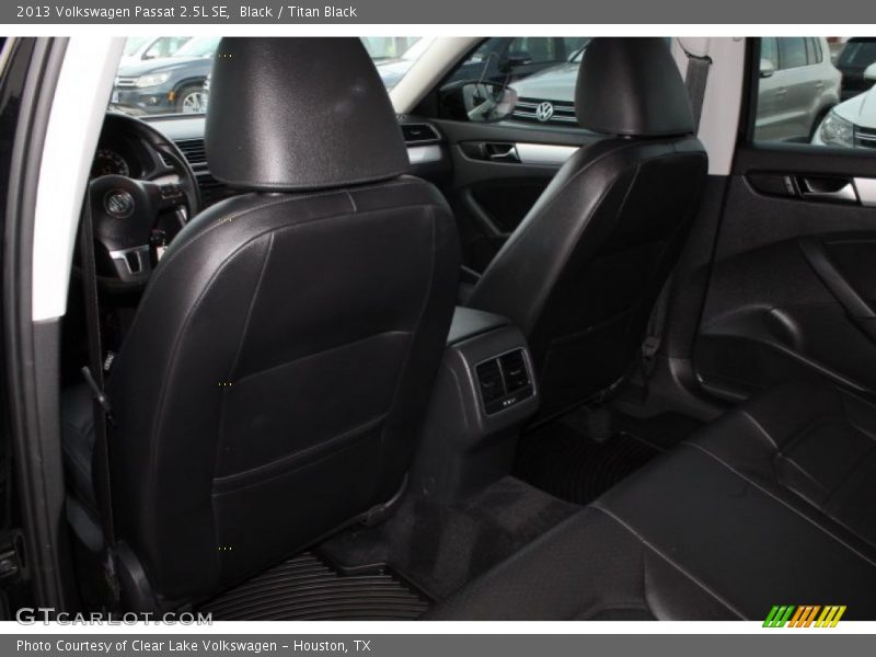 Black / Titan Black 2013 Volkswagen Passat 2.5L SE