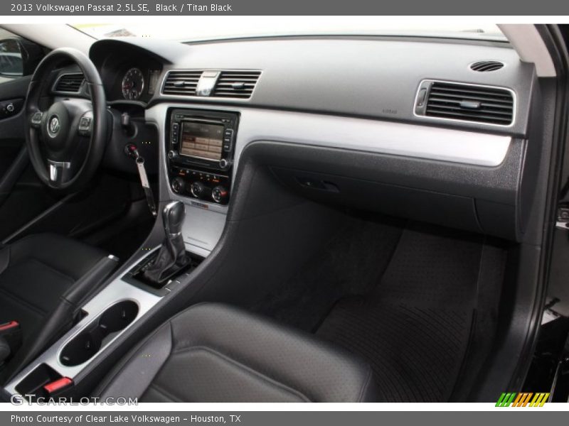 Black / Titan Black 2013 Volkswagen Passat 2.5L SE