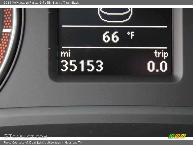 Black / Titan Black 2013 Volkswagen Passat 2.5L SE