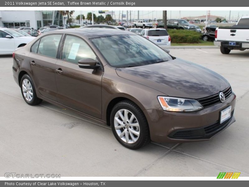 Toffee Brown Metallic / Cornsilk Beige 2011 Volkswagen Jetta SE Sedan