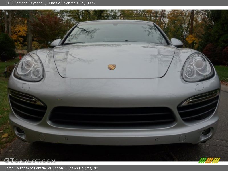 Classic Silver Metallic / Black 2013 Porsche Cayenne S