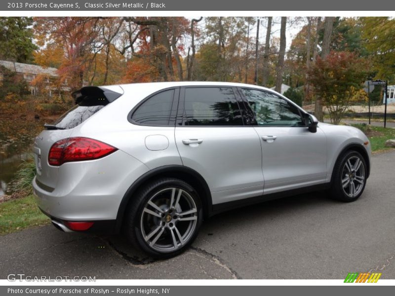 Classic Silver Metallic / Black 2013 Porsche Cayenne S