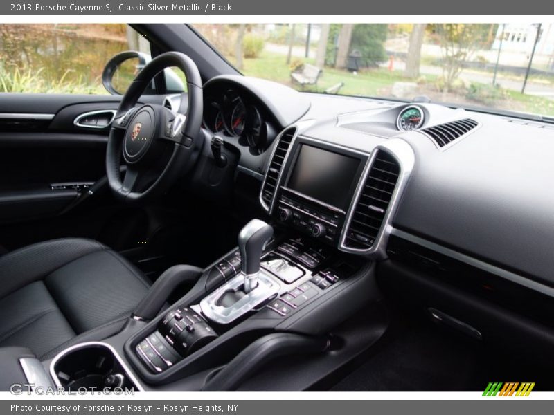 Classic Silver Metallic / Black 2013 Porsche Cayenne S