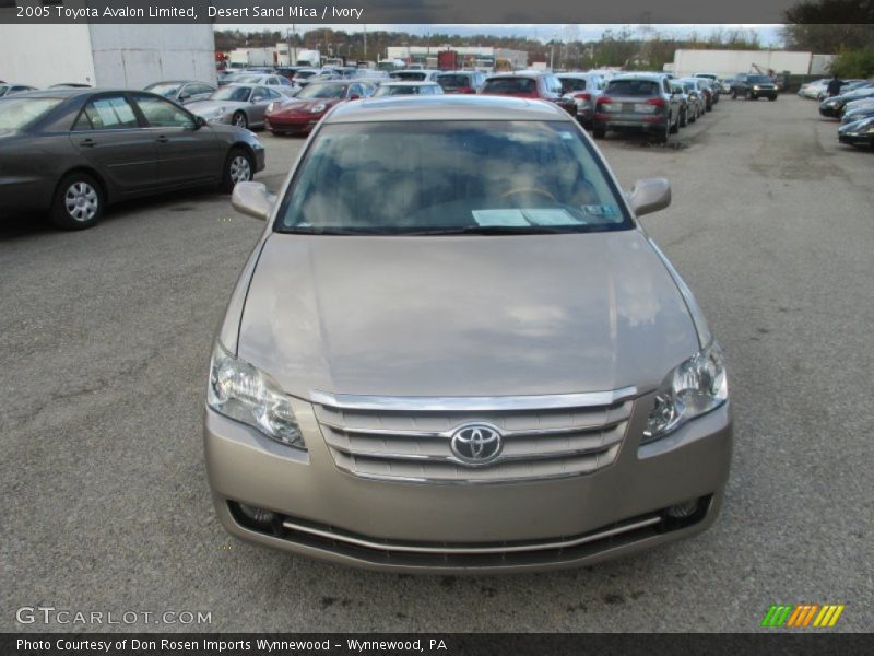 Desert Sand Mica / Ivory 2005 Toyota Avalon Limited