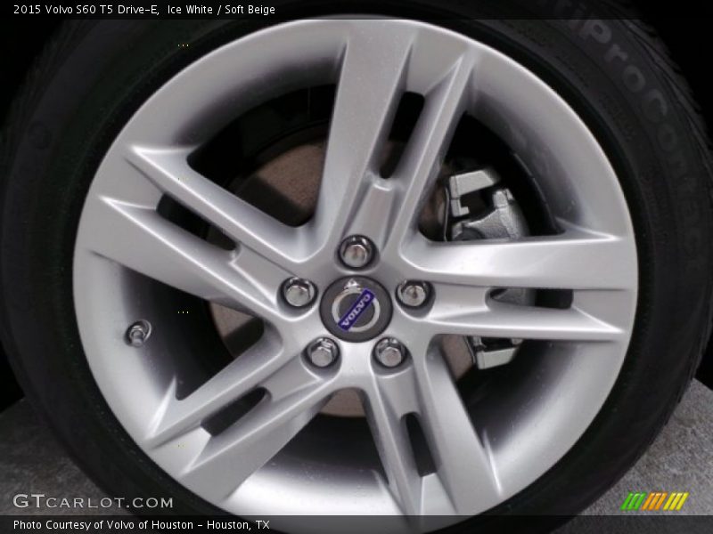 Ice White / Soft Beige 2015 Volvo S60 T5 Drive-E