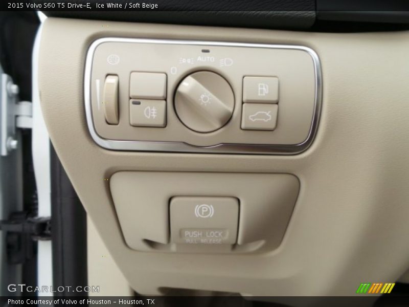 Ice White / Soft Beige 2015 Volvo S60 T5 Drive-E