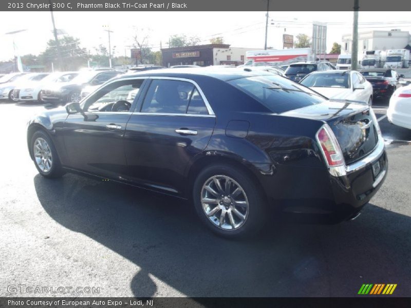 Phantom Black Tri-Coat Pearl / Black 2013 Chrysler 300 C