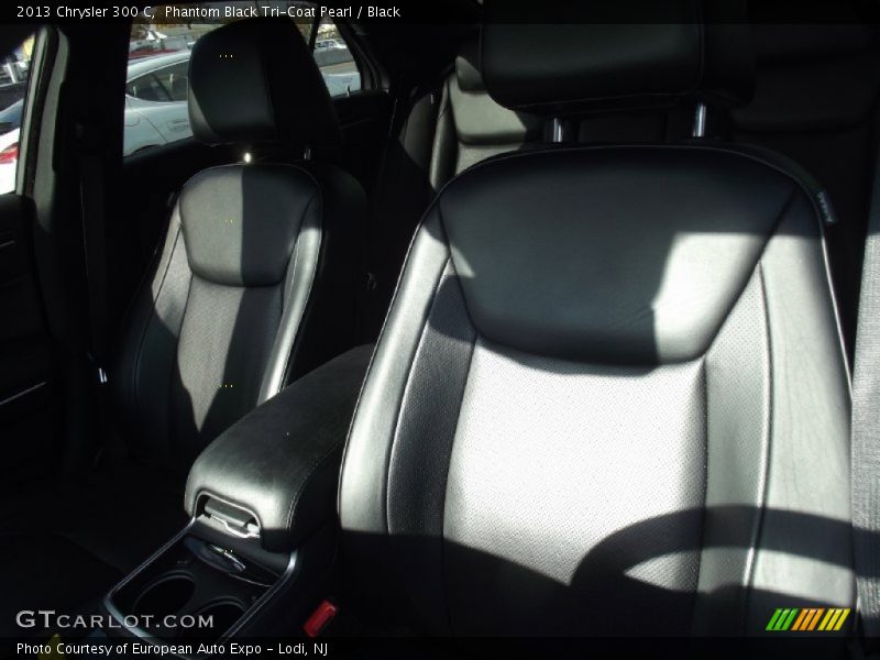 Phantom Black Tri-Coat Pearl / Black 2013 Chrysler 300 C