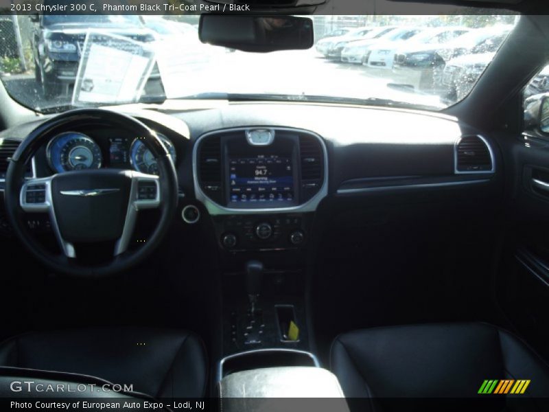 Phantom Black Tri-Coat Pearl / Black 2013 Chrysler 300 C