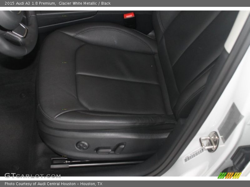 Glacier White Metallic / Black 2015 Audi A3 1.8 Premium