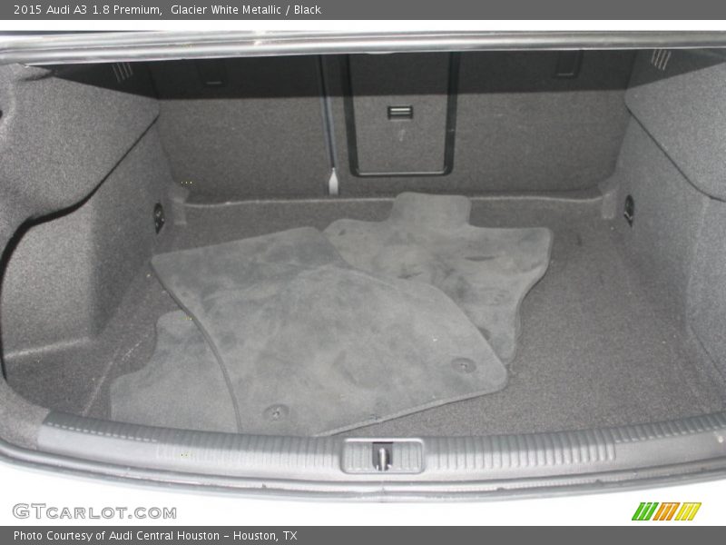 Glacier White Metallic / Black 2015 Audi A3 1.8 Premium