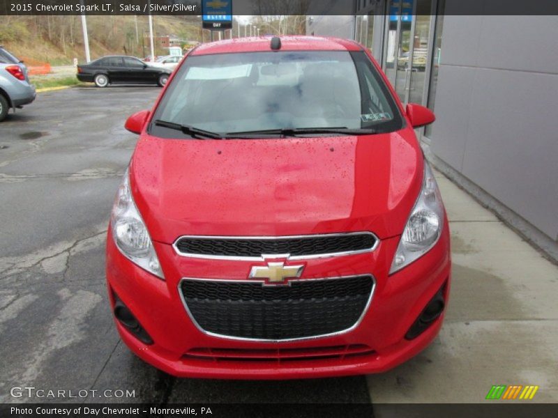 Salsa / Silver/Silver 2015 Chevrolet Spark LT