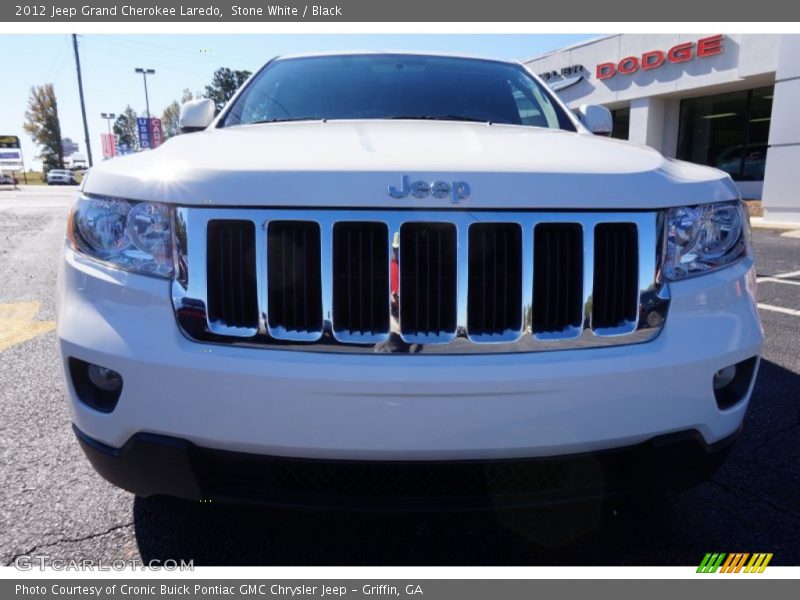 Stone White / Black 2012 Jeep Grand Cherokee Laredo