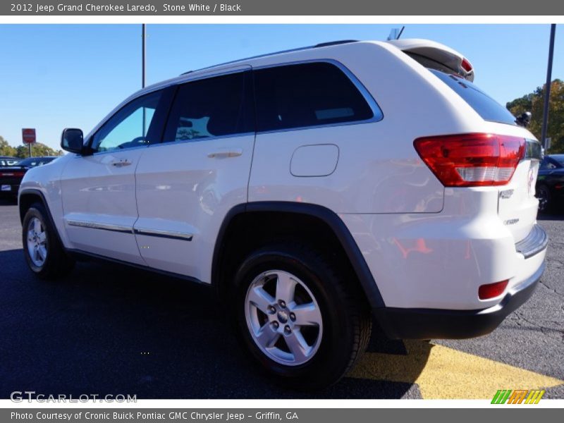 Stone White / Black 2012 Jeep Grand Cherokee Laredo
