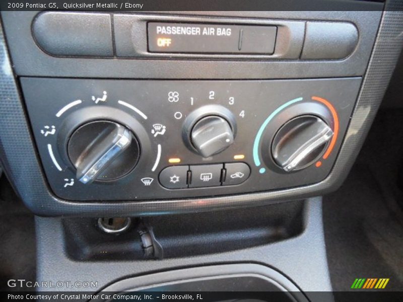 Quicksilver Metallic / Ebony 2009 Pontiac G5