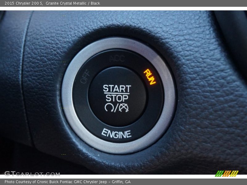 Granite Crystal Metallic / Black 2015 Chrysler 200 S
