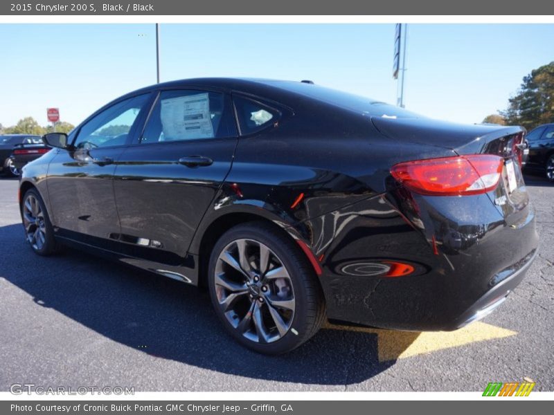 Black / Black 2015 Chrysler 200 S