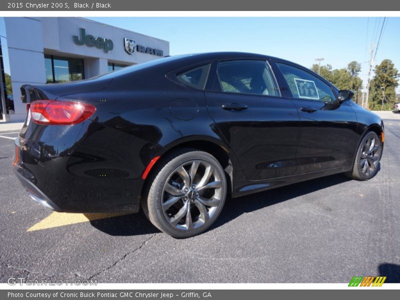 Black / Black 2015 Chrysler 200 S