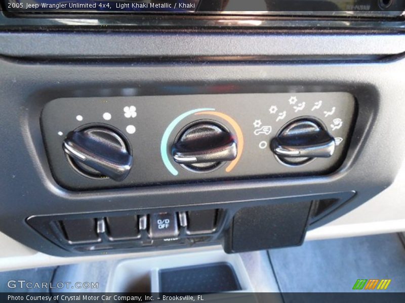 Light Khaki Metallic / Khaki 2005 Jeep Wrangler Unlimited 4x4