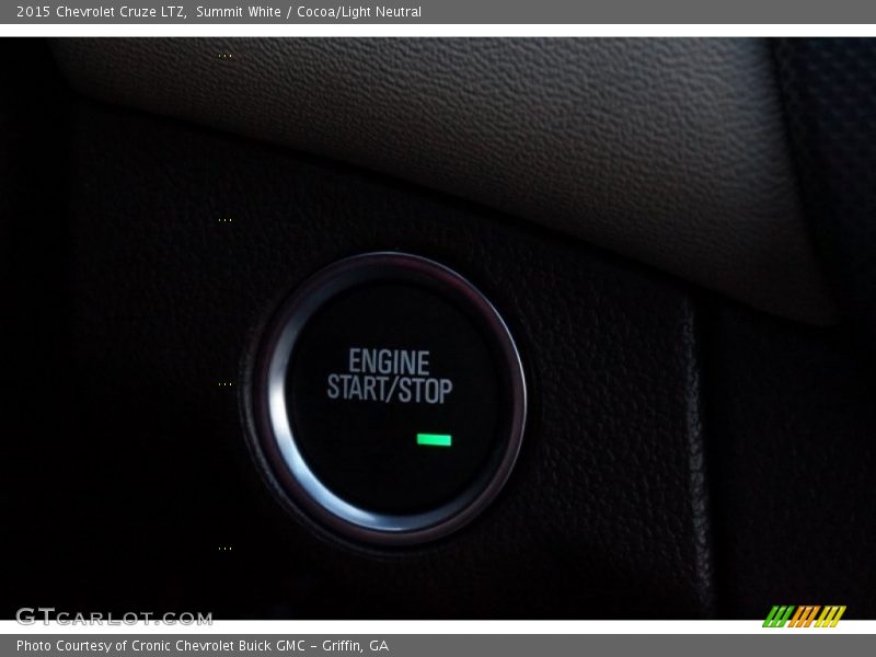 Summit White / Cocoa/Light Neutral 2015 Chevrolet Cruze LTZ