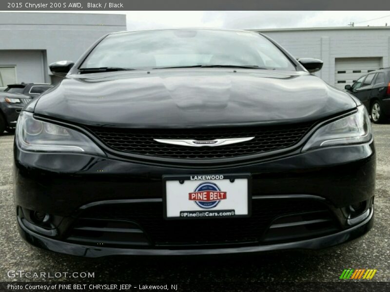 Black / Black 2015 Chrysler 200 S AWD