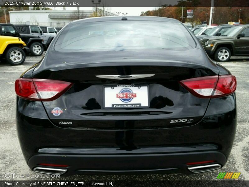 Black / Black 2015 Chrysler 200 S AWD