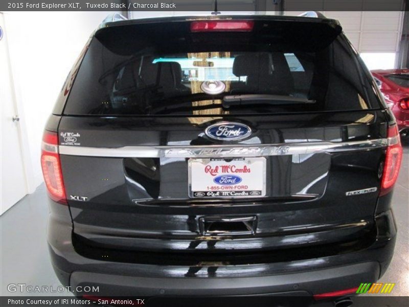 Tuxedo Black / Charcoal Black 2015 Ford Explorer XLT