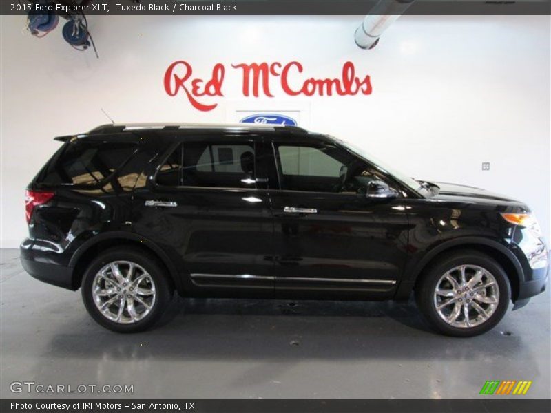 Tuxedo Black / Charcoal Black 2015 Ford Explorer XLT