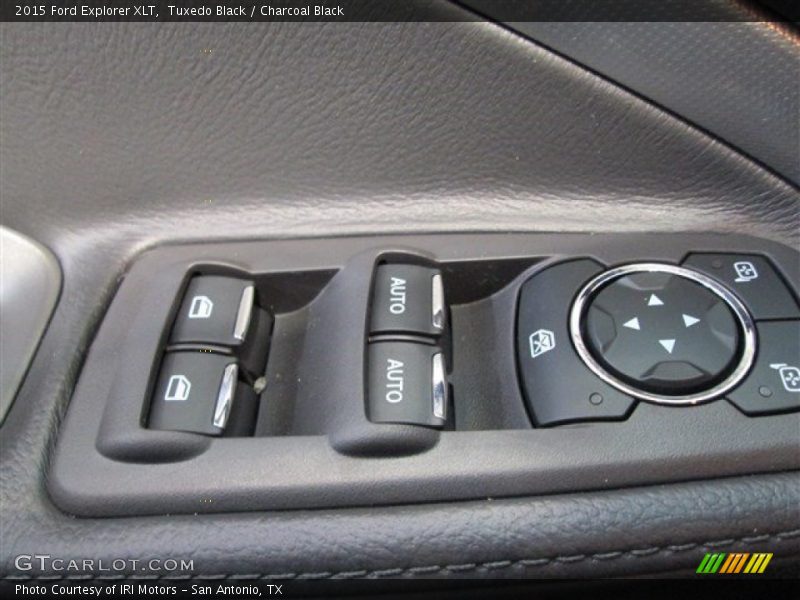 Tuxedo Black / Charcoal Black 2015 Ford Explorer XLT