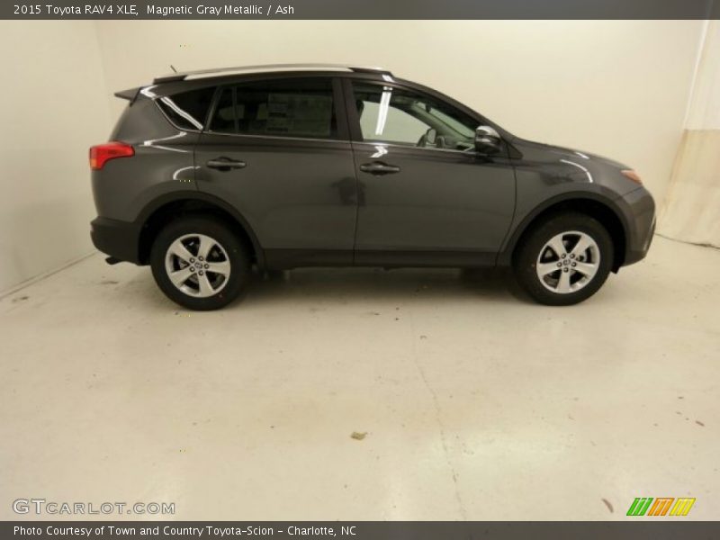 Magnetic Gray Metallic / Ash 2015 Toyota RAV4 XLE